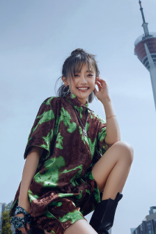立花里子